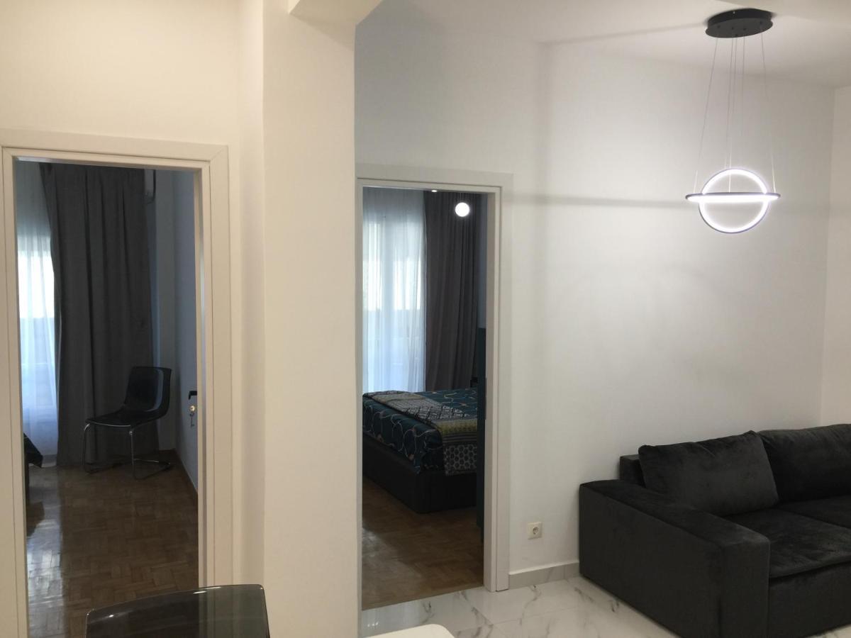 Patision Avenue, Apartment With Two Bedrooms เอเธนส์ ภายนอก รูปภาพ