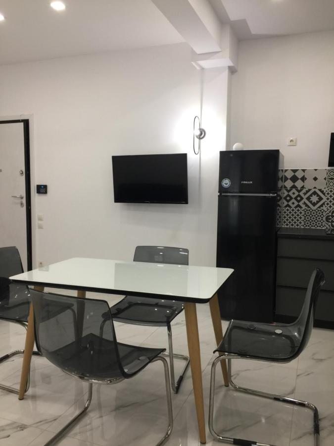 Patision Avenue, Apartment With Two Bedrooms เอเธนส์ ภายนอก รูปภาพ